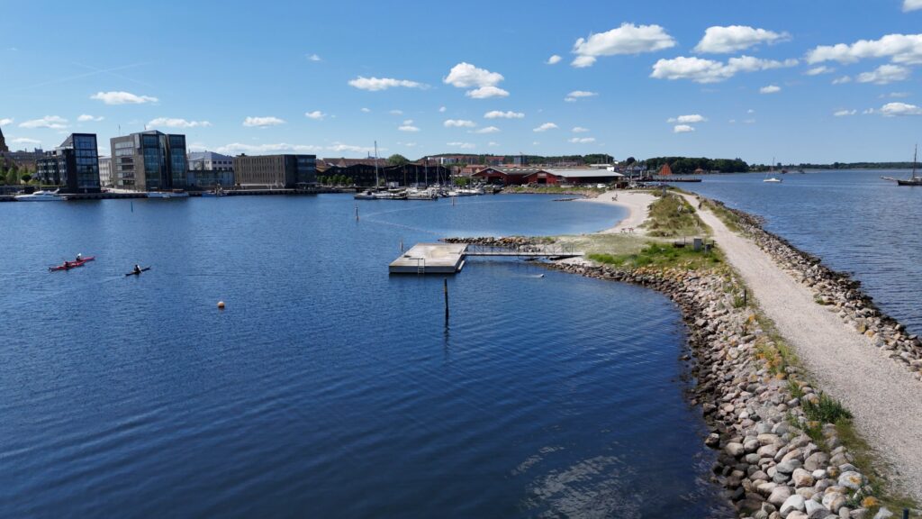 holb&aelig;k-by-centrum-fjord-strand- maritin-have-krags-brygge-tslfilm-tsl-film