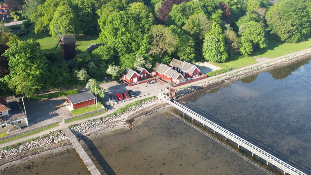 holb&aelig;k-stubm&oslash;llen-s&oslash;badet-venedi-fjord-dronefoto-tslfilm-tsl-film